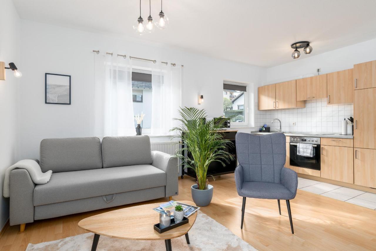 Harmony: Edersee Apartment - Sperrmauer - Lounge エクステリア 写真