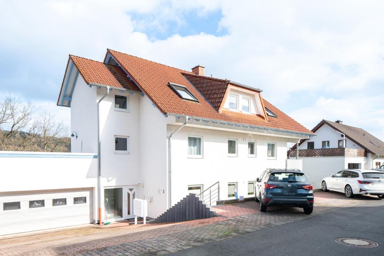 Harmony: Edersee Apartment - Sperrmauer - Lounge エクステリア 写真